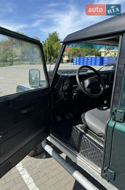 Пикап Land Rover Defender 2004 в 