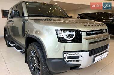 Внедорожник / Кроссовер Land Rover Defender 2020 в 