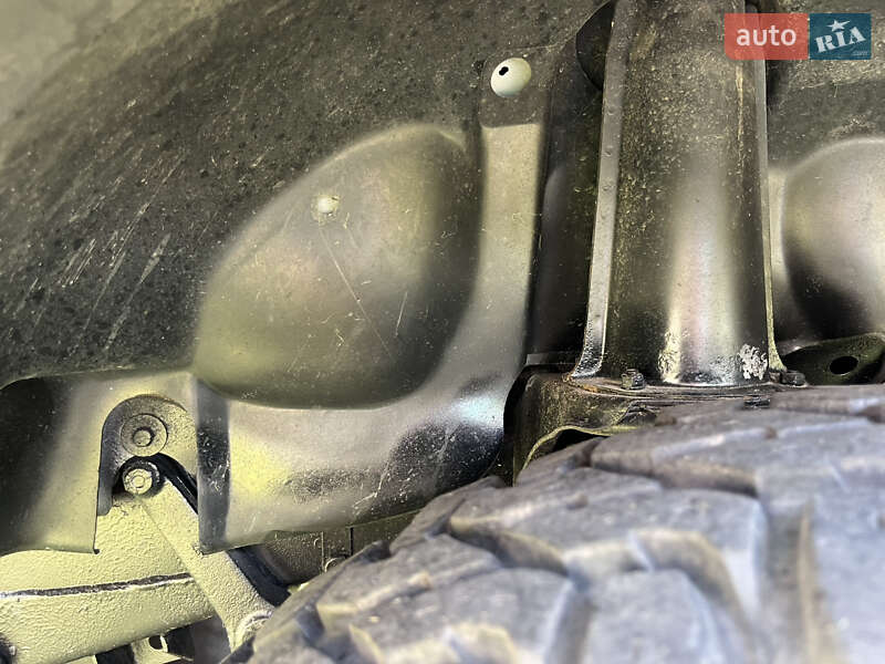 Позашляховик / Кросовер Land Rover Defender 2006 в Луцьку