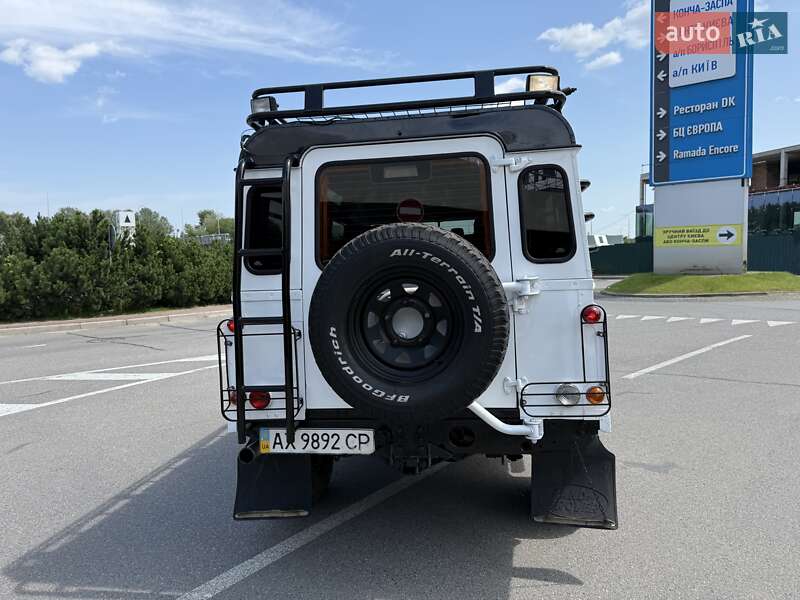 Внедорожник / Кроссовер Land Rover Defender 2008 в Киеве
