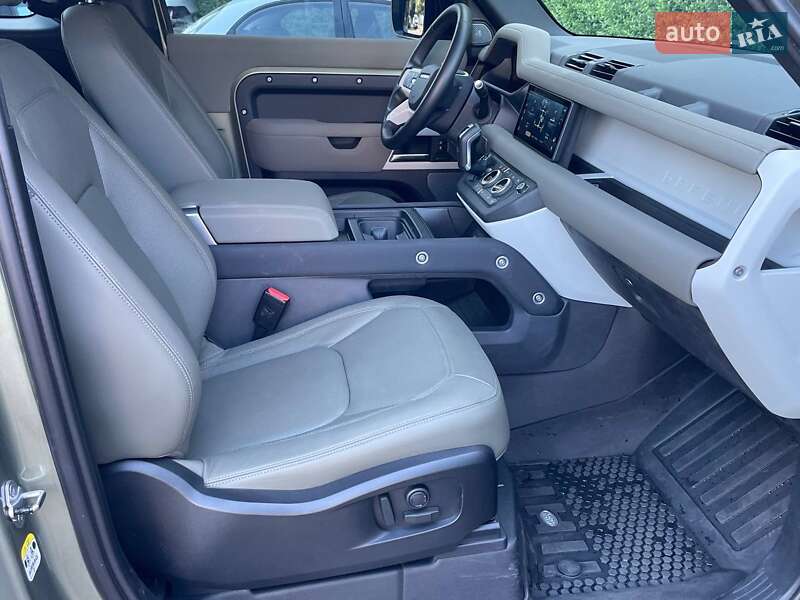 Внедорожник / Кроссовер Land Rover Defender 2022 в Одессе