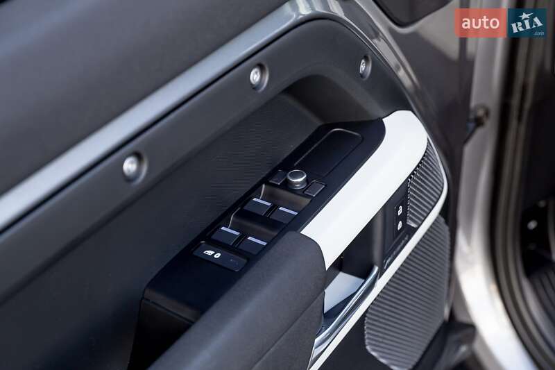 Позашляховик / Кросовер Land Rover Defender 2020 в Луцьку