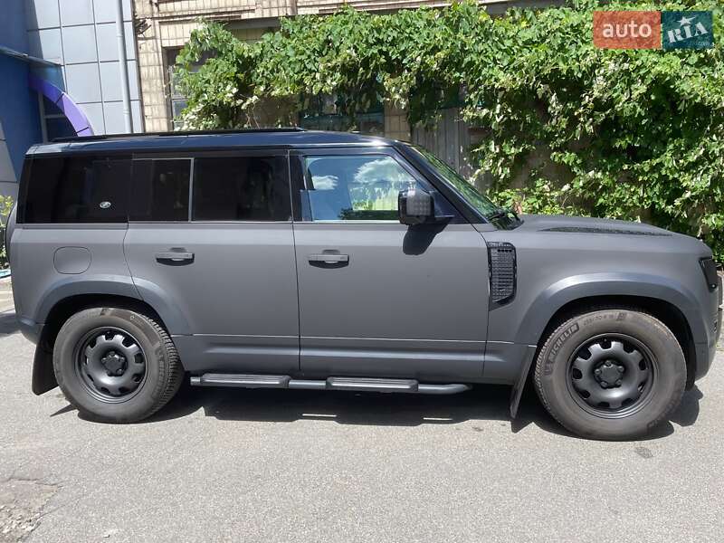 Внедорожник / Кроссовер Land Rover Defender 2021 в Киеве