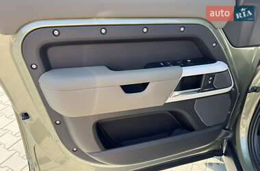 Позашляховик / Кросовер Land Rover Defender 2020 в 