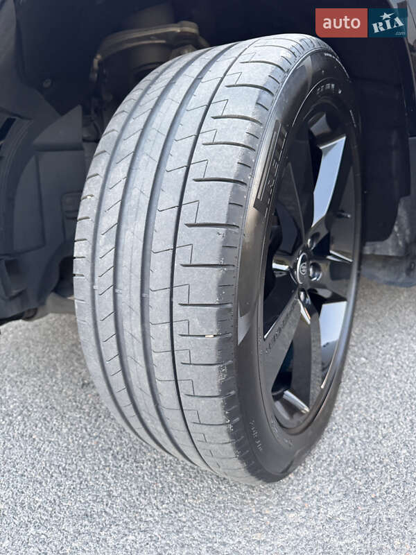 Позашляховик / Кросовер Land Rover Defender 2022 в Дніпрі