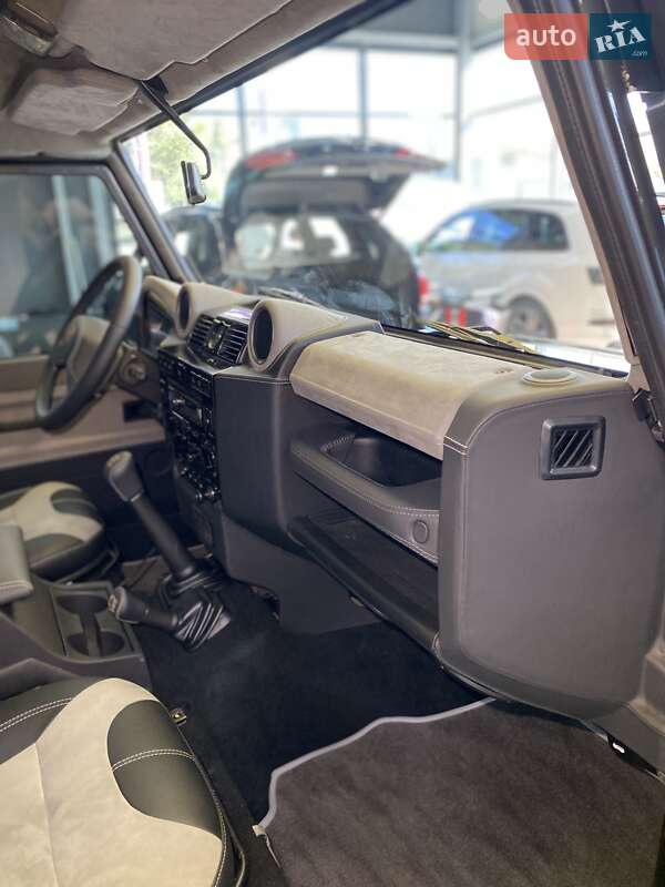 Внедорожник / Кроссовер Land Rover Defender 2013 в Киеве фото 16 Внедорожник / Кроссовер Land Rover Defender 2013 в Киеве