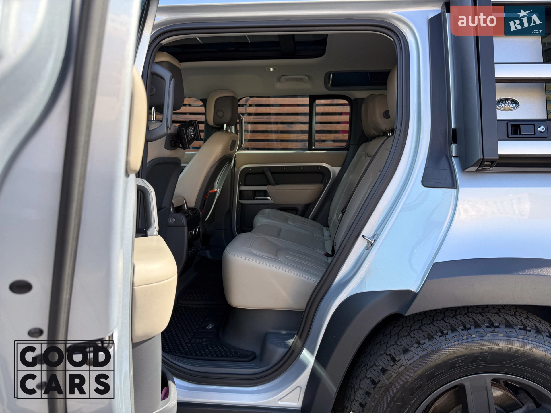 2020 Land Rover Defender - мініатюра 22