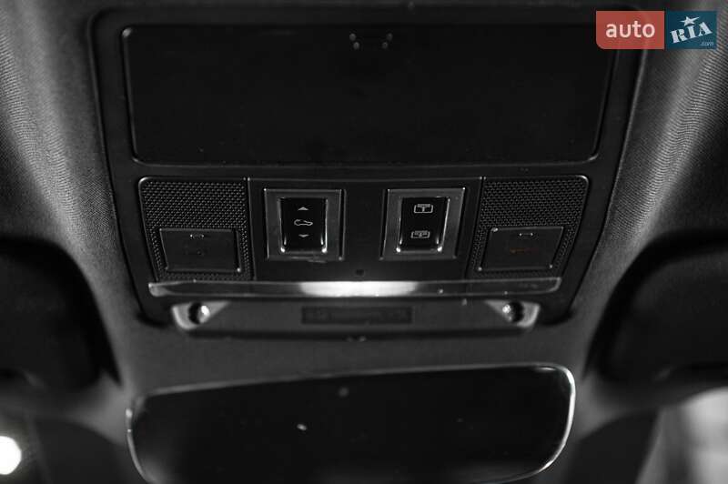 Позашляховик / Кросовер Land Rover Defender 2022 в Одесі