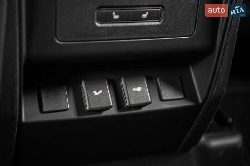 Позашляховик / Кросовер Land Rover Defender 2022 в Одесі