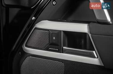 Внедорожник / Кроссовер Land Rover Defender 2022 в 