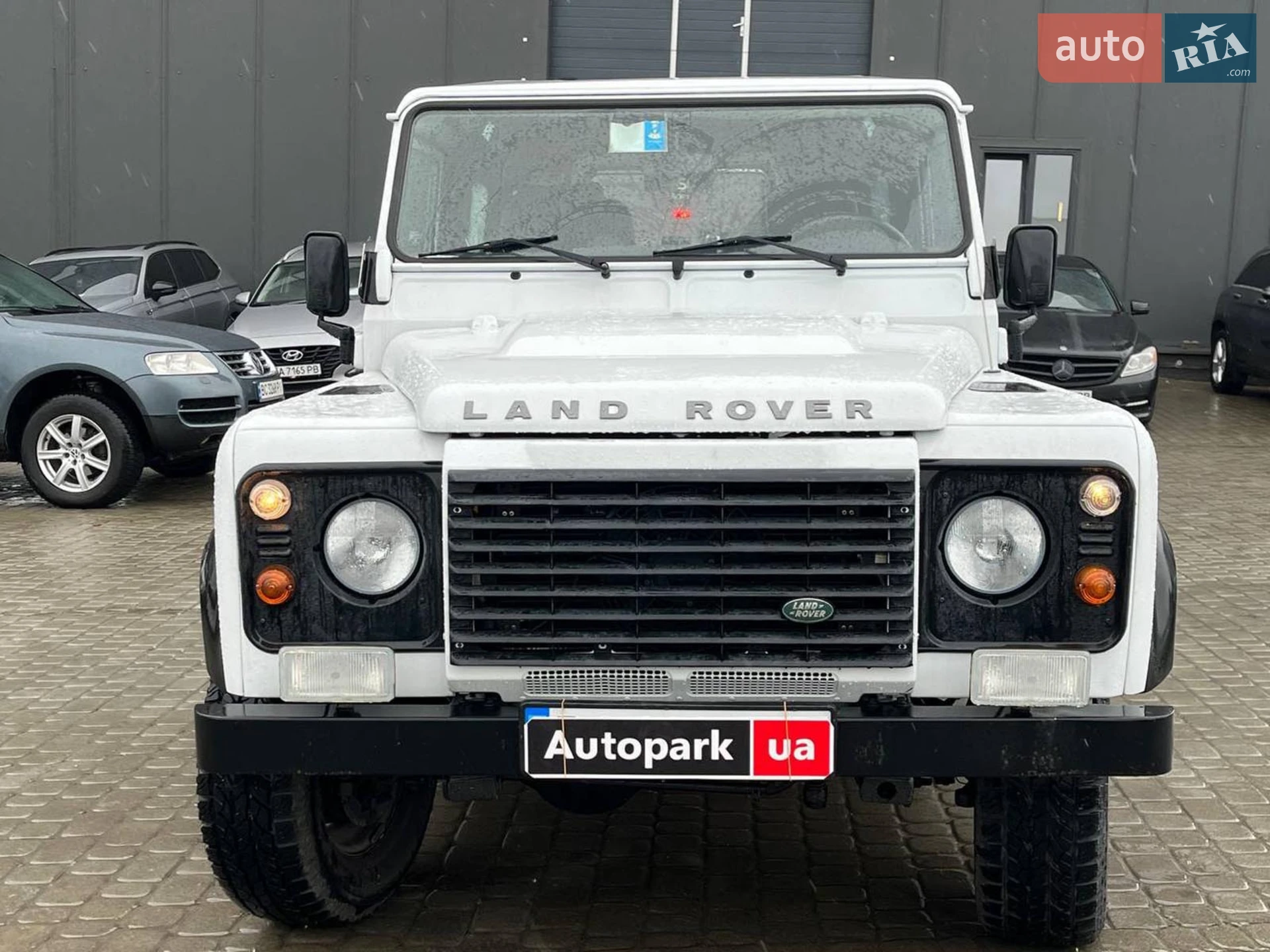 2013 Land Rover Defender - мініатюра 2