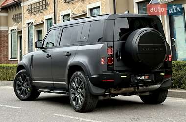 Внедорожник / Кроссовер Land Rover Defender 2022 в 
