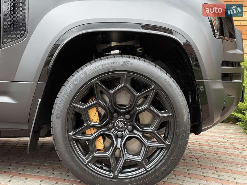 Внедорожник / Кроссовер Land Rover Defender 2025 в Киеве