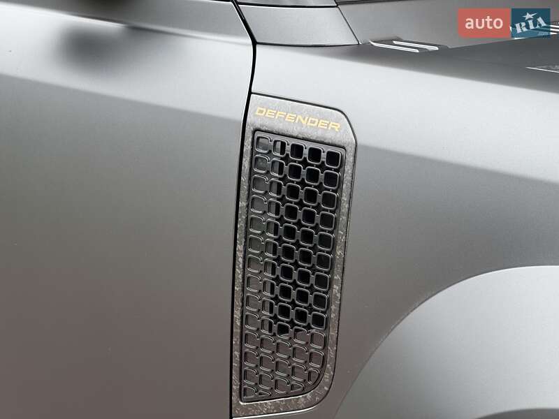Внедорожник / Кроссовер Land Rover Defender 2025 в Киеве
