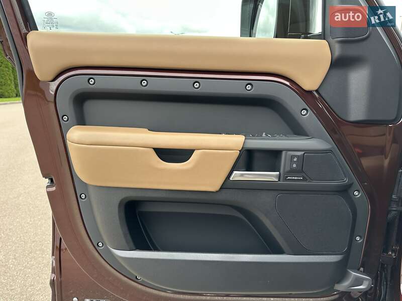 Позашляховик / Кросовер Land Rover Defender 2024 в Києві фото 12 Позашляховик / Кросовер Land Rover Defender 2024 в Києві