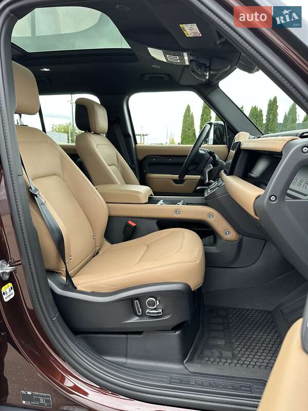 Позашляховик / Кросовер Land Rover Defender 2024 в Києві фото 35 Позашляховик / Кросовер Land Rover Defender 2024 в Києві