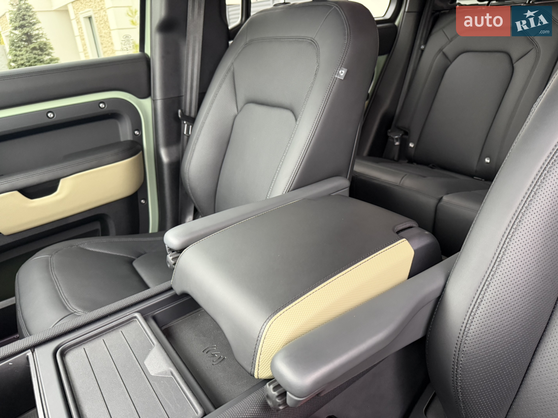 2023 Land Rover Defender - мініатюра 20