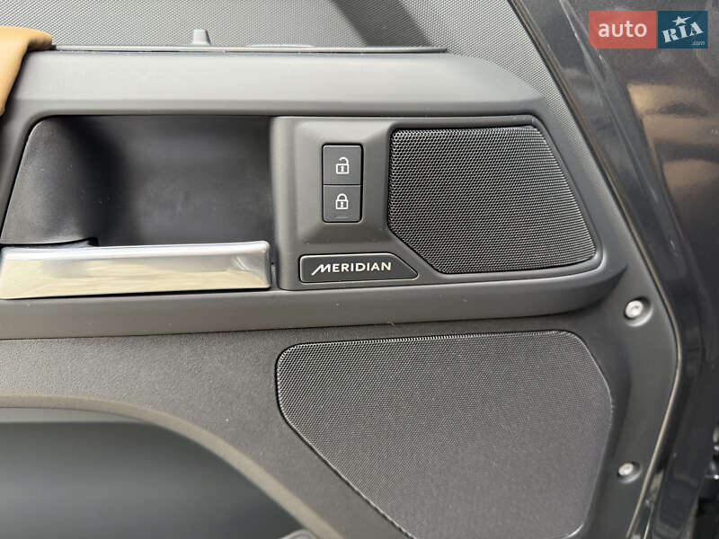 Позашляховик / Кросовер Land Rover Defender 2025 в Дніпрі