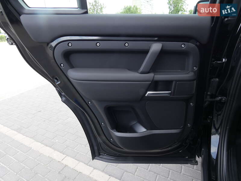Внедорожник / Кроссовер Land Rover Defender 2025 в Киеве фото 11 Внедорожник / Кроссовер Land Rover Defender 2025 в Киеве