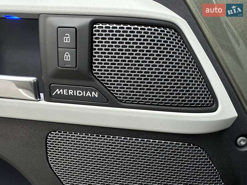 Внедорожник / Кроссовер Land Rover Defender 2020 в Киеве фото 40 Внедорожник / Кроссовер Land Rover Defender 2020 в Киеве