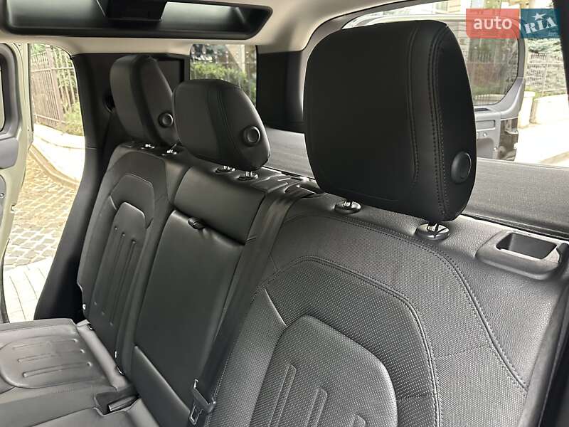 Внедорожник / Кроссовер Land Rover Defender 2020 в Киеве фото 86 Внедорожник / Кроссовер Land Rover Defender 2020 в Киеве