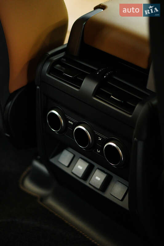 Внедорожник / Кроссовер Land Rover Defender 2022 в Киеве фото 30 Внедорожник / Кроссовер Land Rover Defender 2022 в Киеве