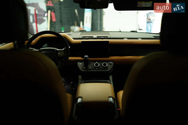 Внедорожник / Кроссовер Land Rover Defender 2022 в Киеве фото 32 Внедорожник / Кроссовер Land Rover Defender 2022 в Киеве
