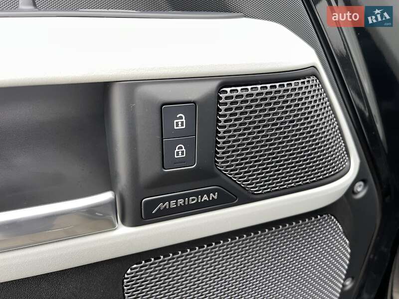 Позашляховик / Кросовер Land Rover Defender 2022 в Києві
