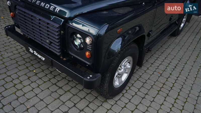 Внедорожник / Кроссовер Land Rover Defender 2015 в Львове