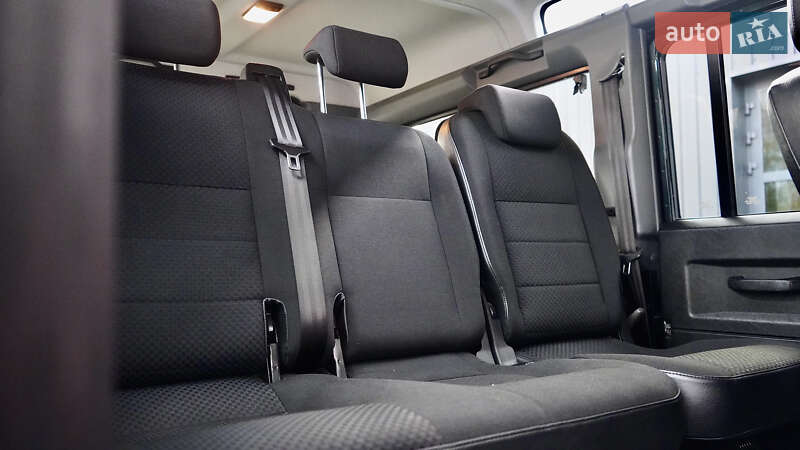 Внедорожник / Кроссовер Land Rover Defender 2015 в Львове