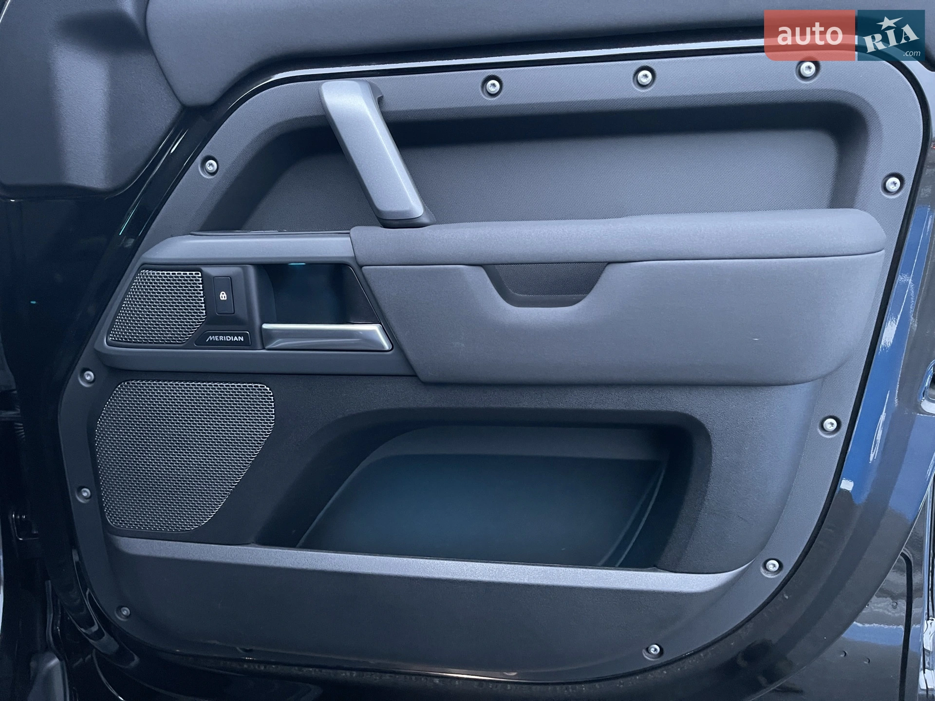 2022 Land Rover Defender - мініатюра 31