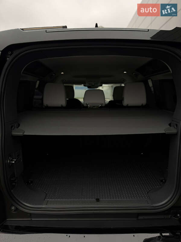 Внедорожник / Кроссовер Land Rover Defender 2024 в Харькове