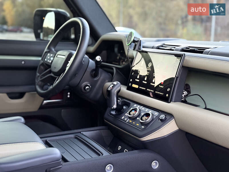 Внедорожник / Кроссовер Land Rover Defender 2023 в Днепре