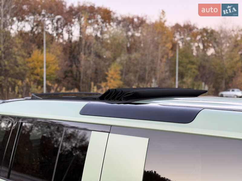 Внедорожник / Кроссовер Land Rover Defender 2023 в Днепре