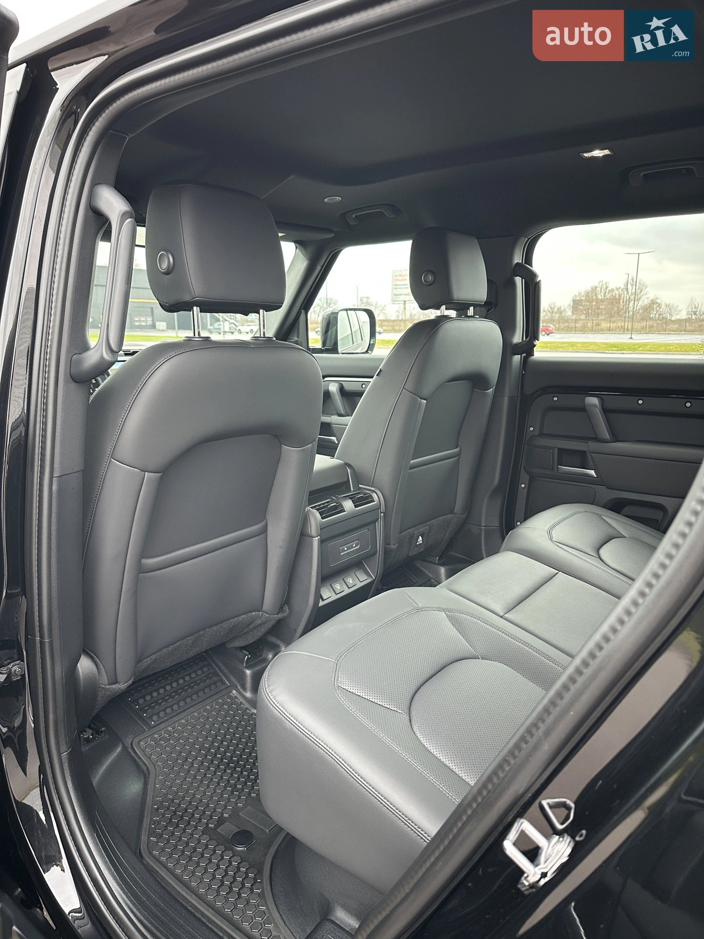 2024 Land Rover Defender - мініатюра 19
