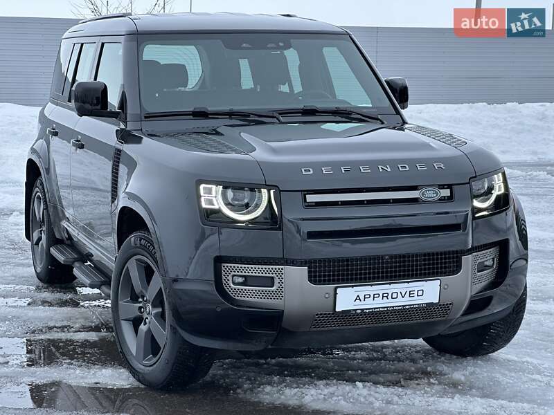 Land Rover Defender 2025