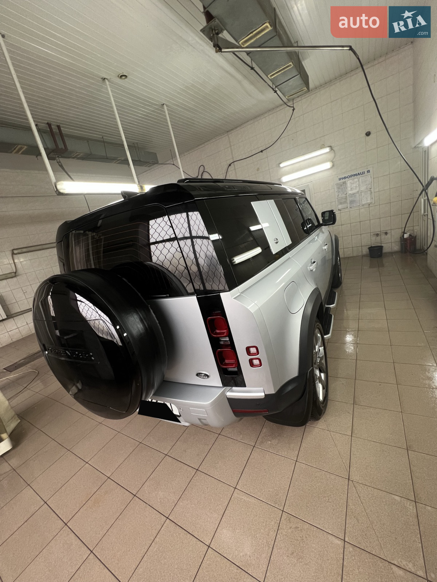 2020 Land Rover Defender - мініатюра 10