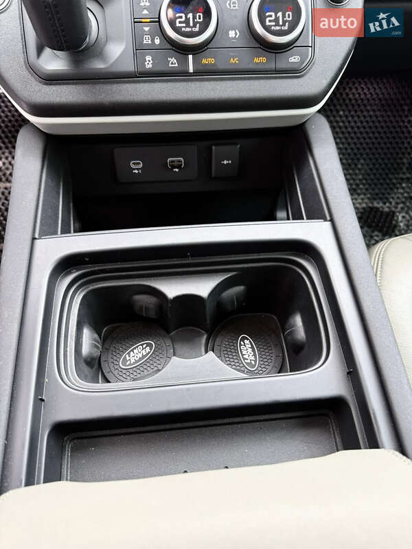 Внедорожник / Кроссовер Land Rover Defender 2021 в Киеве