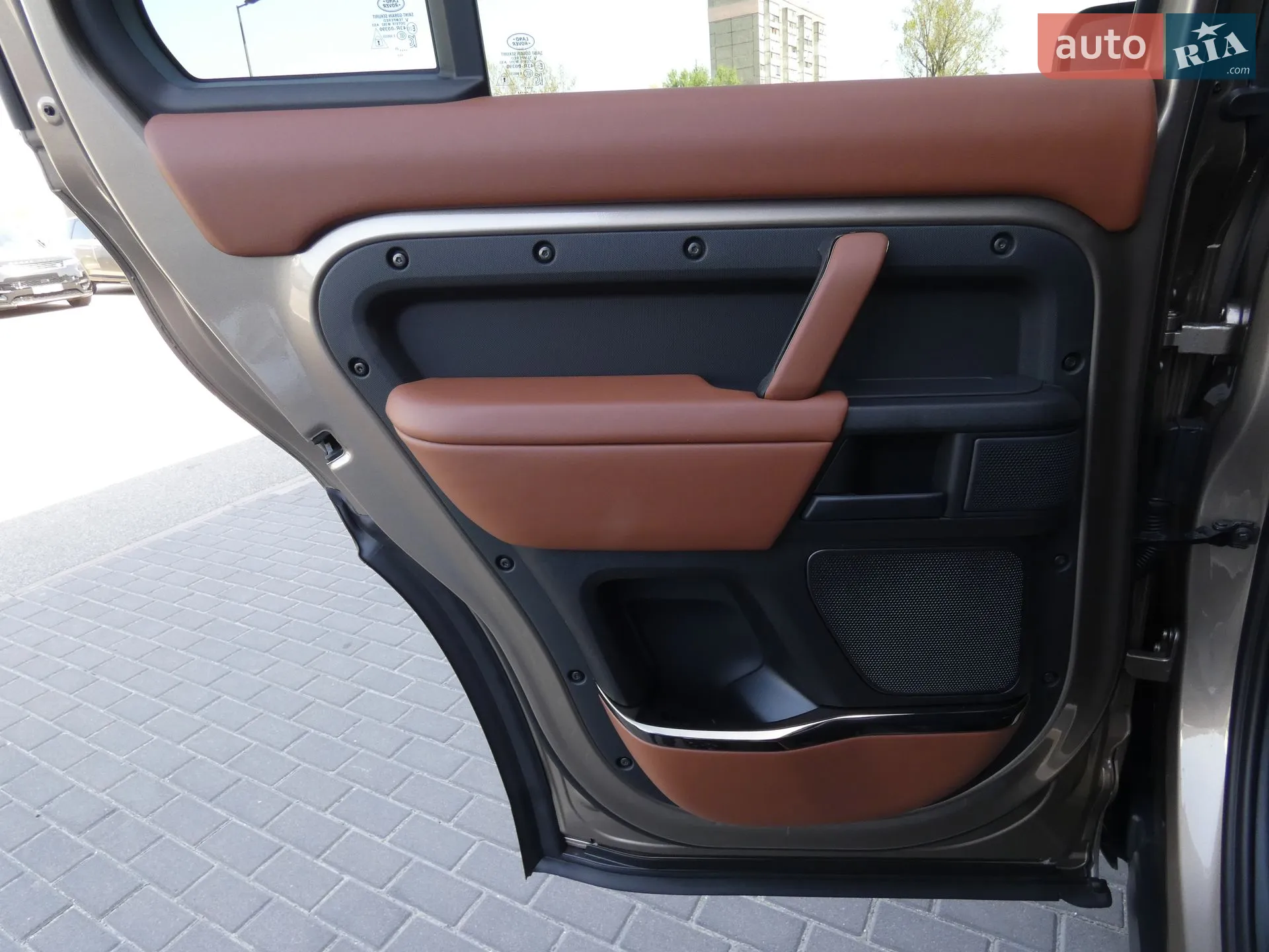 2025 Land Rover Defender - мініатюра 14