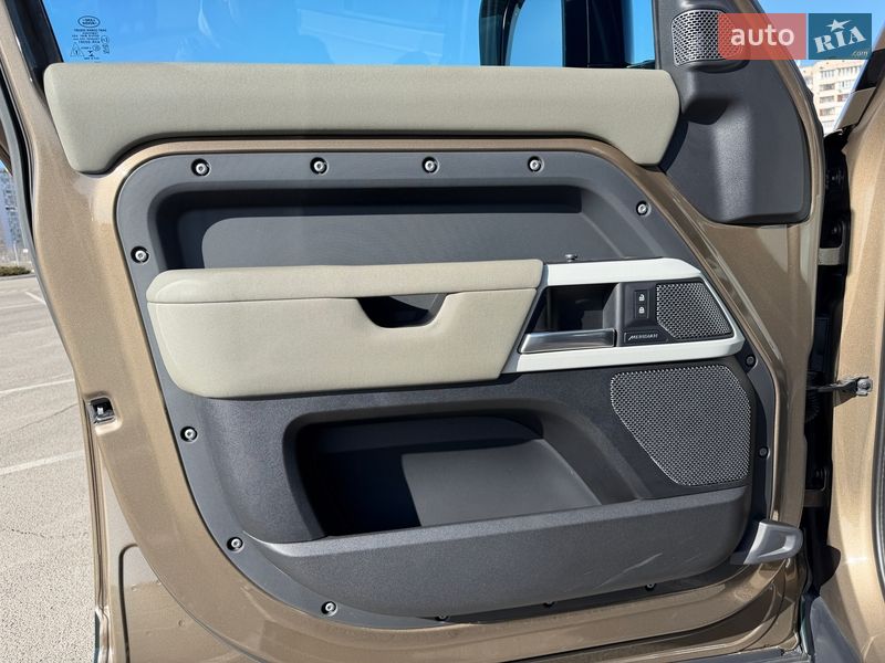Позашляховик / Кросовер Land Rover Defender 2021 в Києві