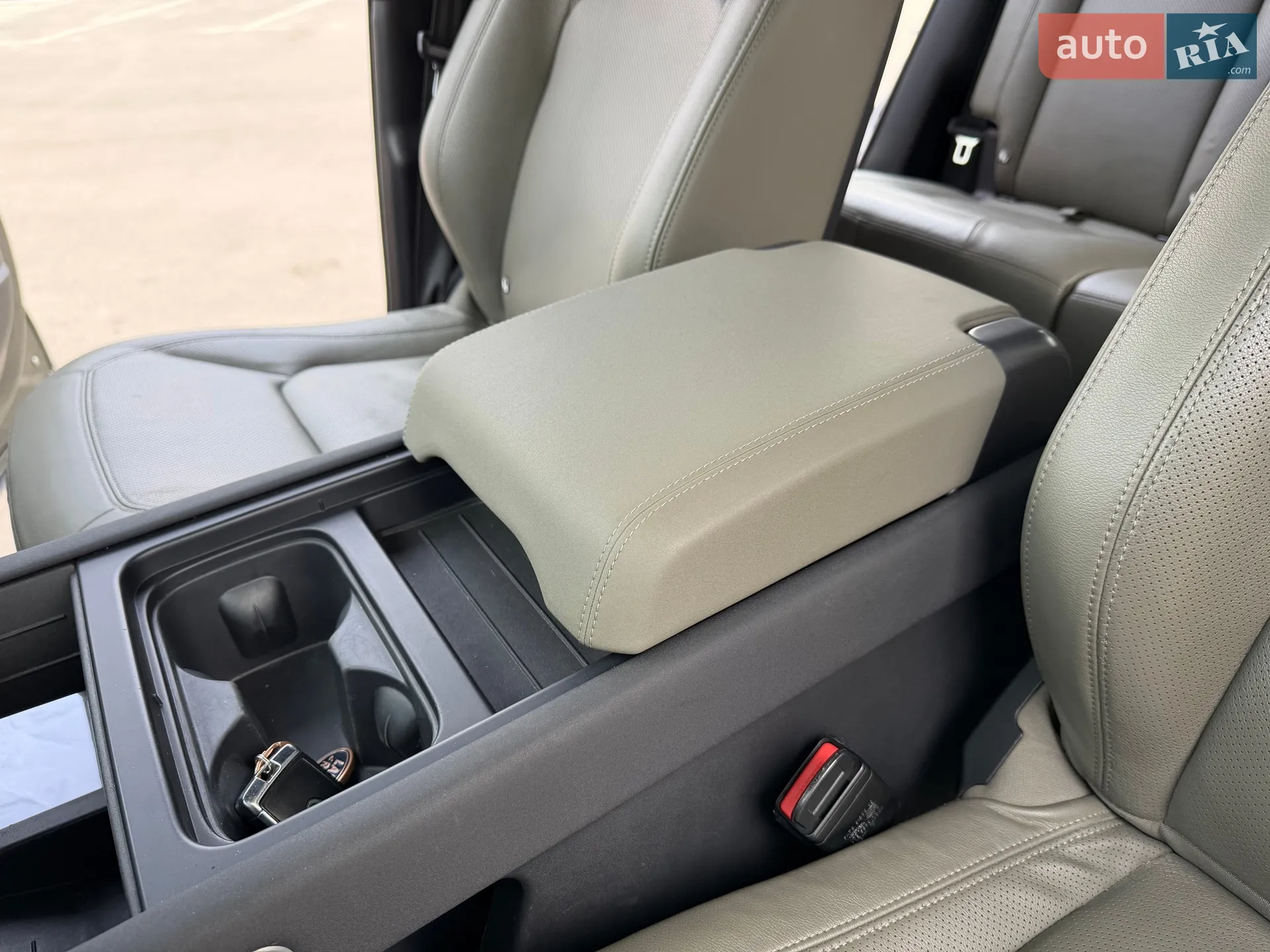 2022 Land Rover Defender - мініатюра 126