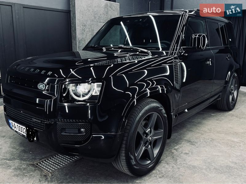 Land Rover Defender 2023