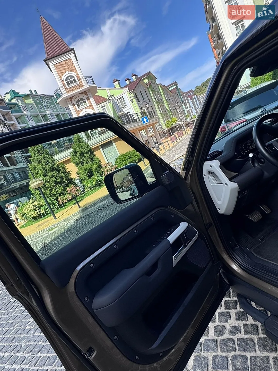 2023 Land Rover Defender - мініатюра 29