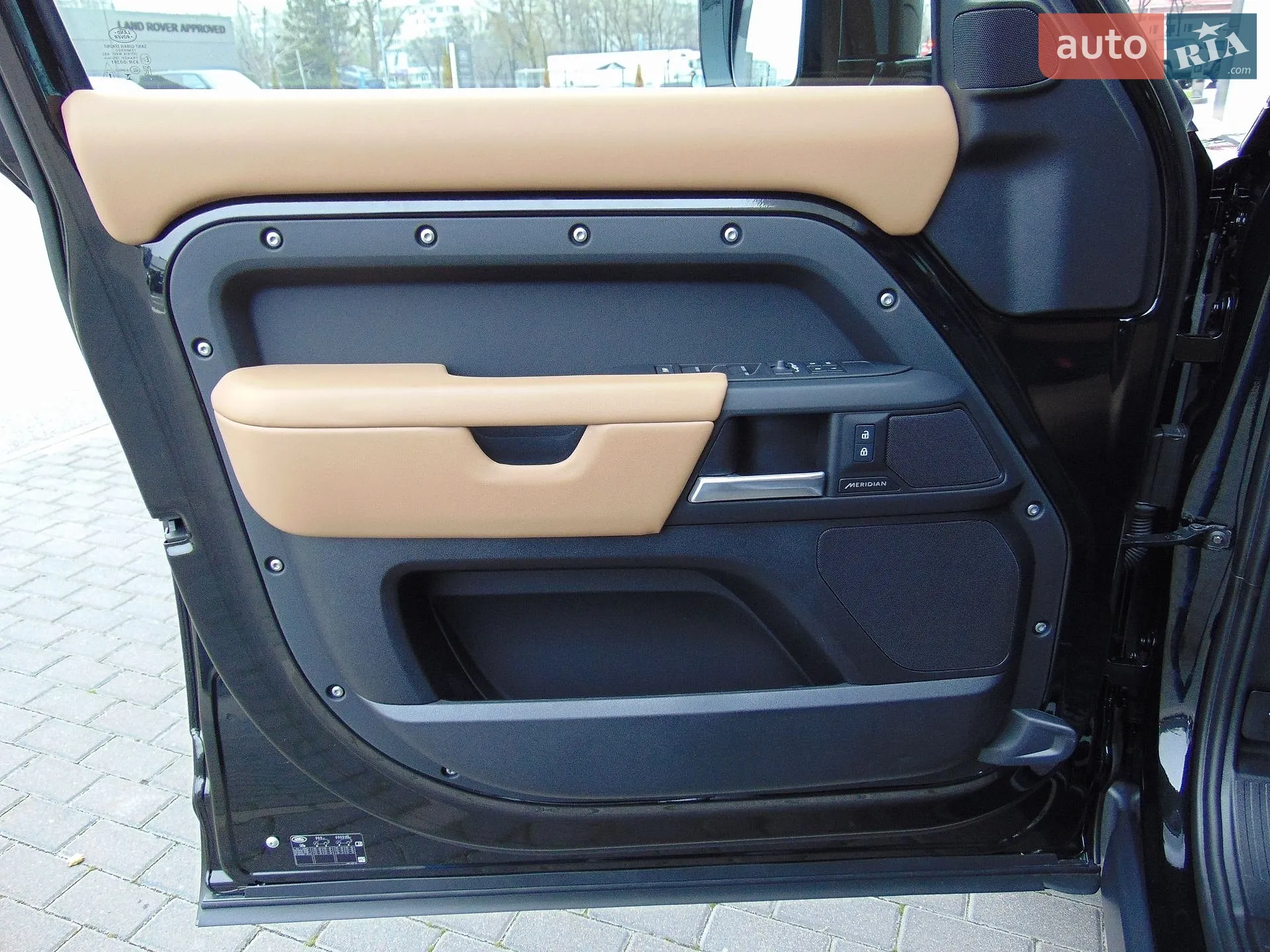 2025 Land Rover Defender - мініатюра 9