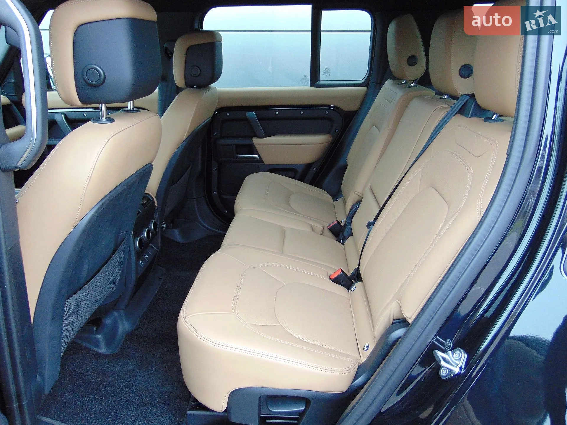 2025 Land Rover Defender - мініатюра 11