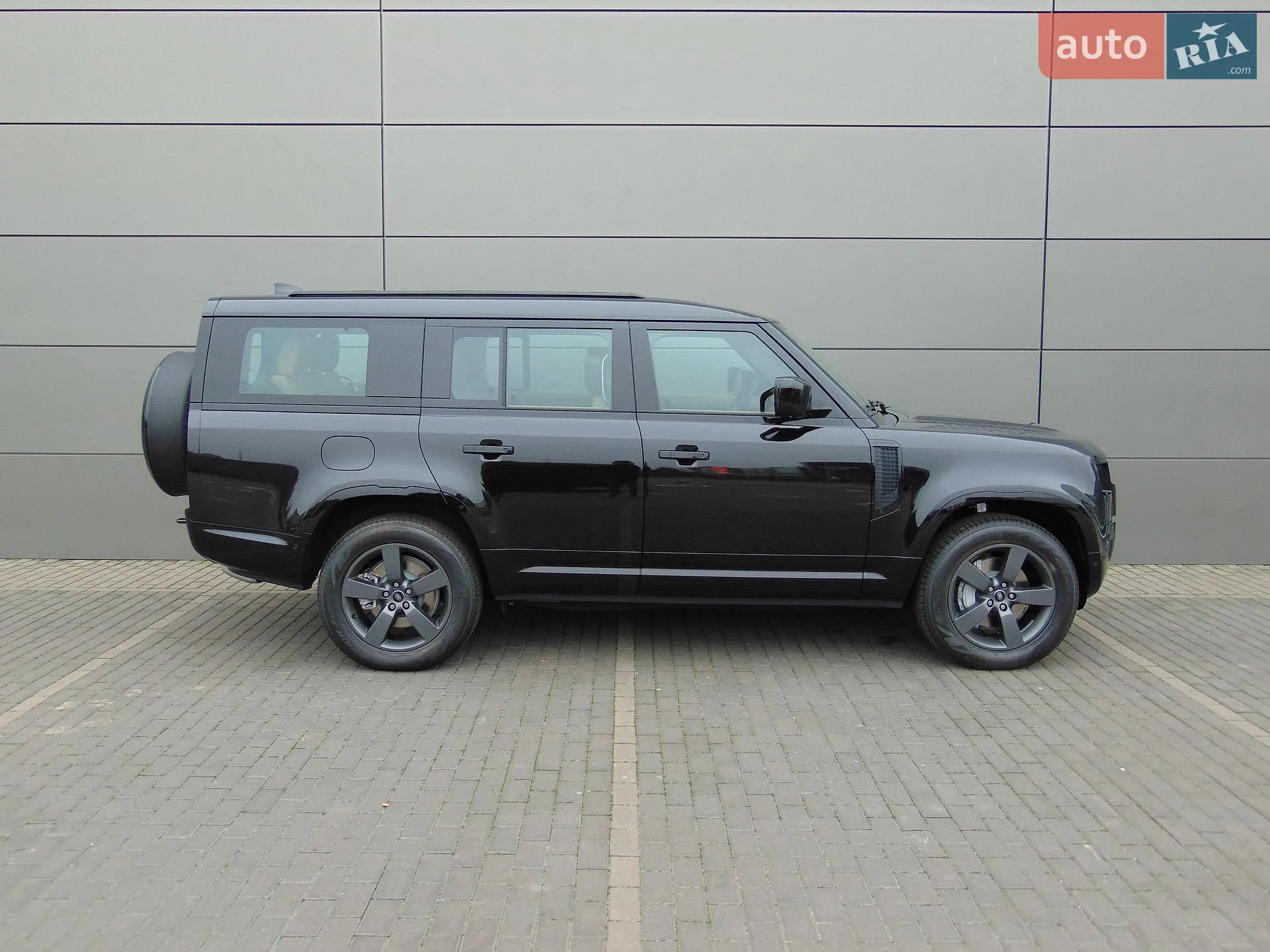 2025 Land Rover Defender - мініатюра 4