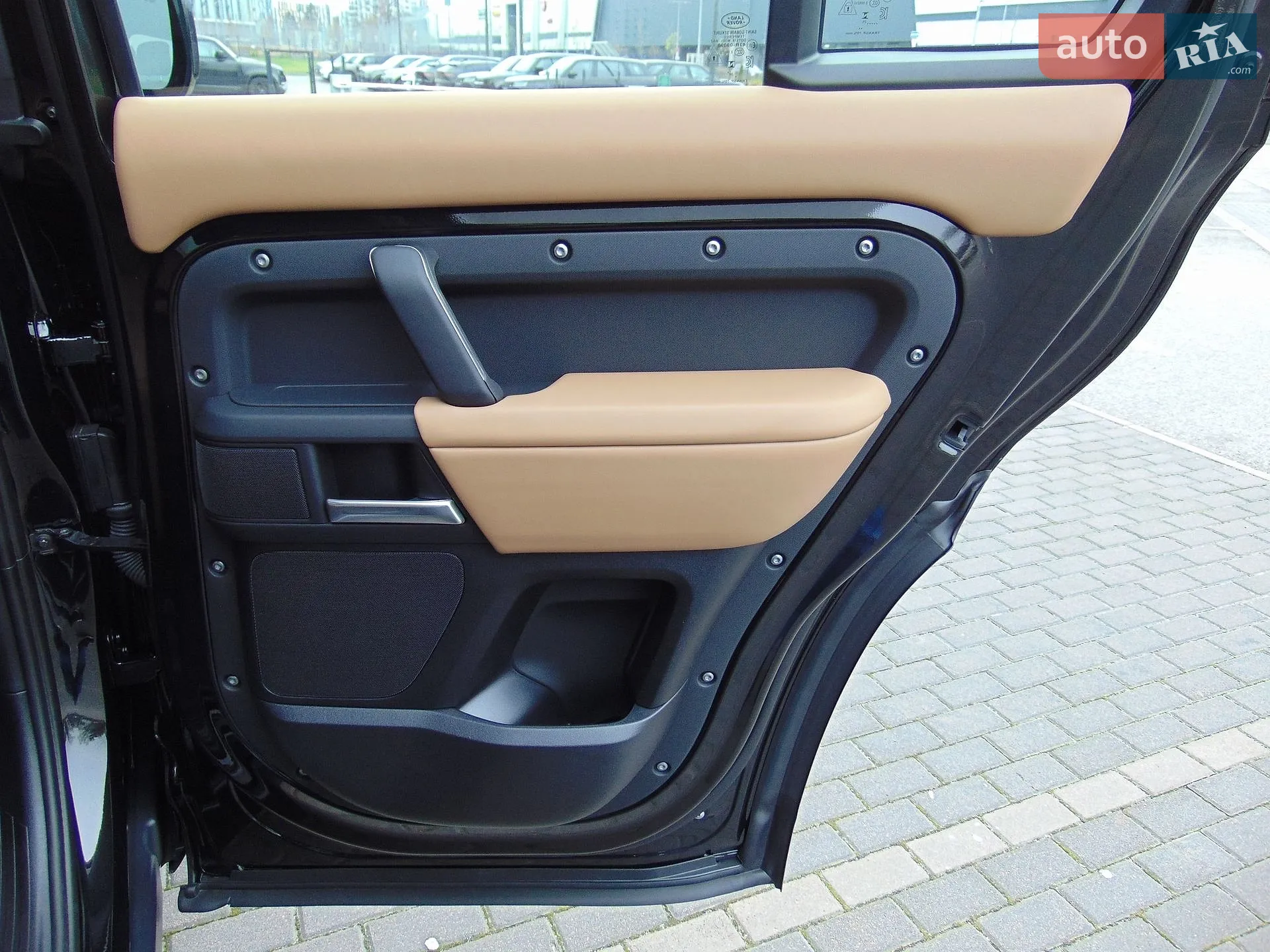 2025 Land Rover Defender - мініатюра 17