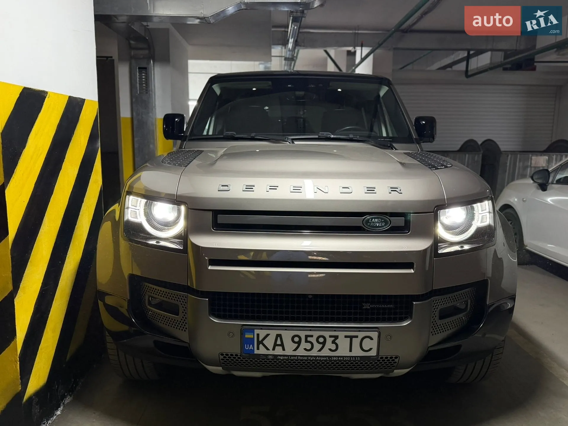 2022 Land Rover Defender - мініатюра 2