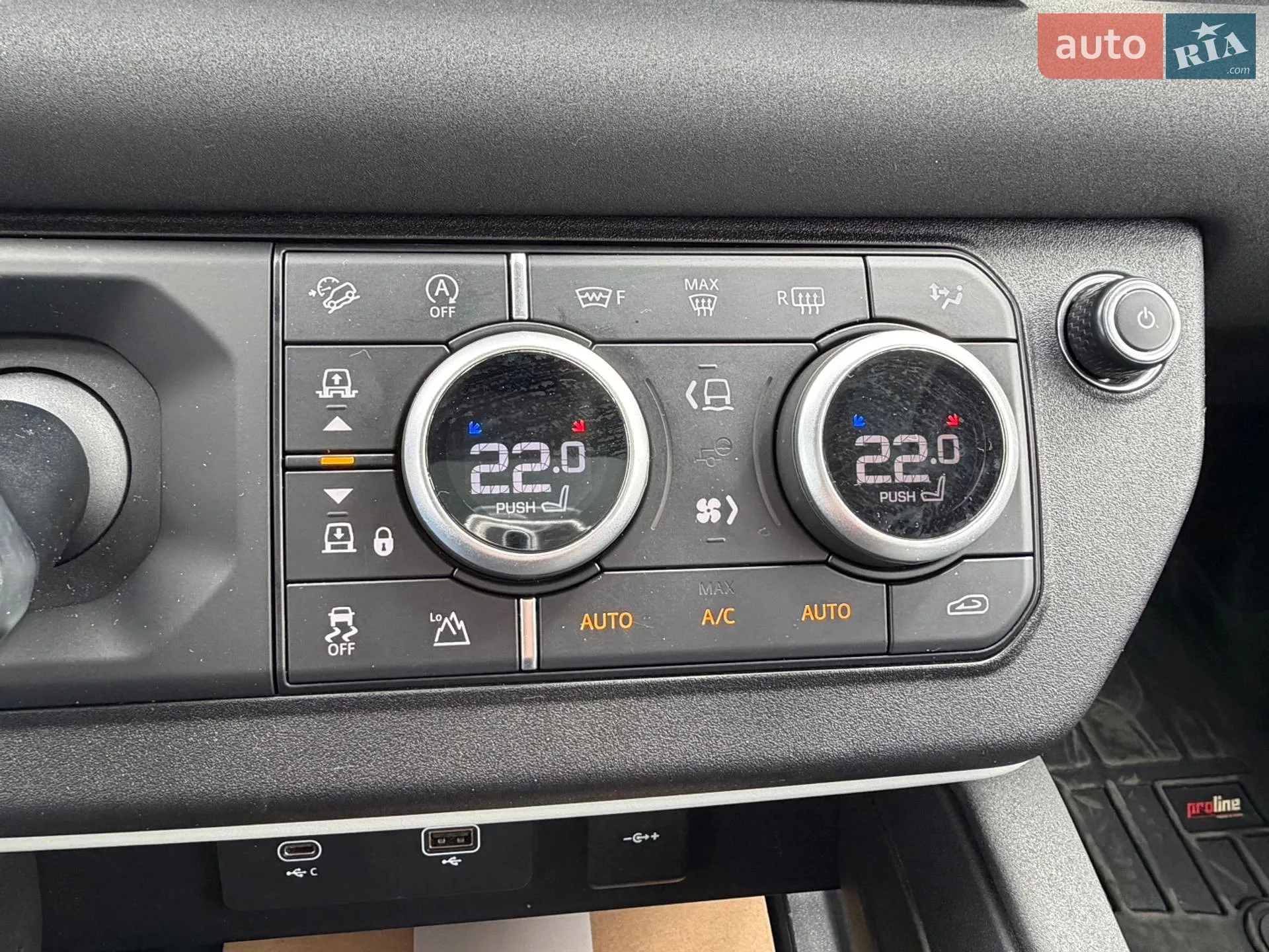 2022 Land Rover Defender - мініатюра 20