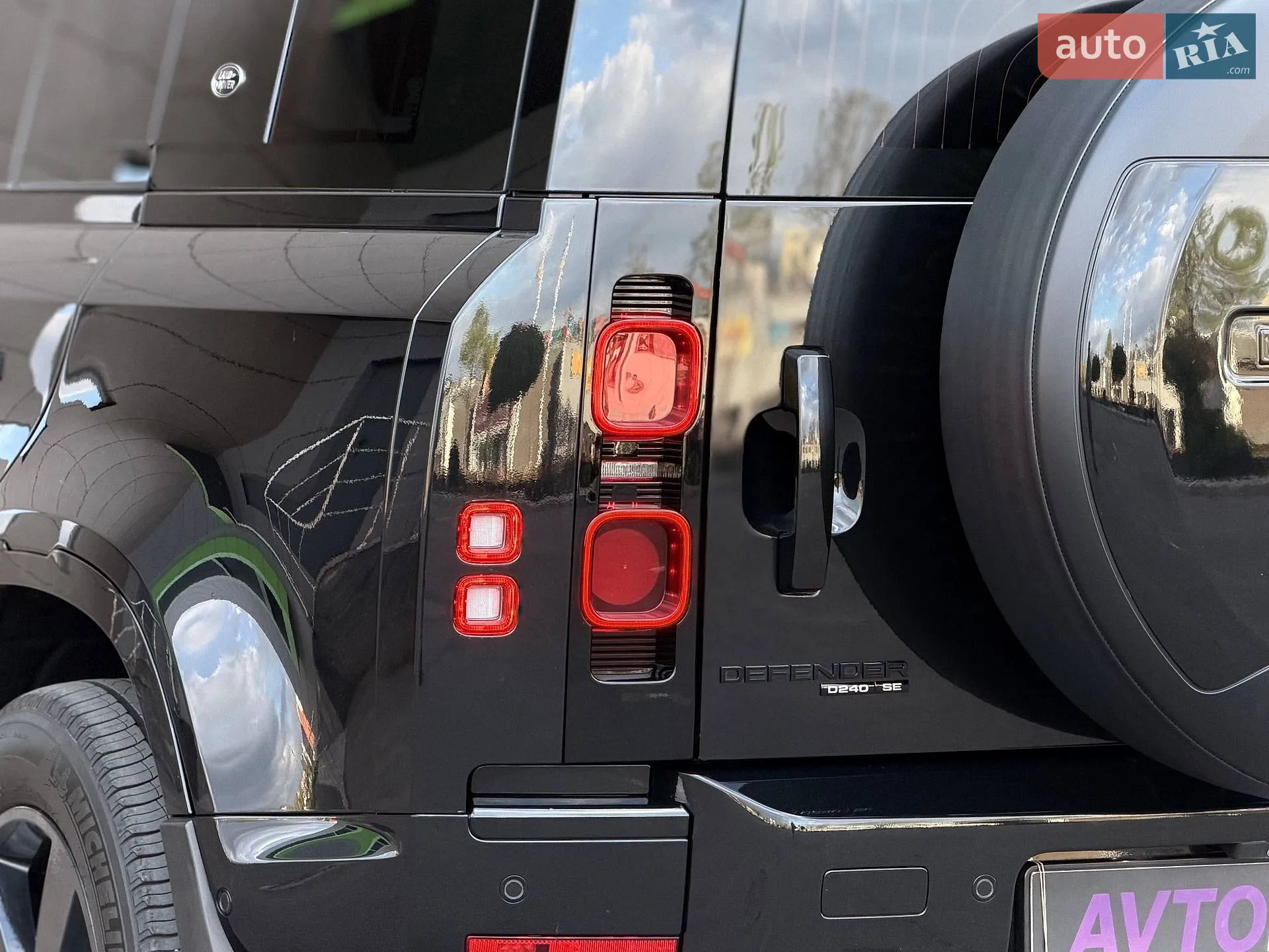 2020 Land Rover Defender - мініатюра 35